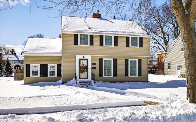 433 E PARKWAY BOULEVARD, Appleton, WI 54911