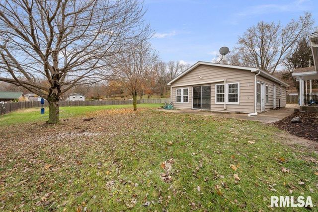 242 12TH Street, Rapids City, IL 61278