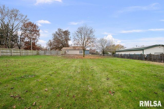 242 12TH Street, Rapids City, IL 61278