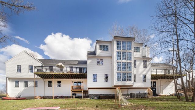 6211 Pfafflin Lake Boulevard, Newburgh, IN 47630