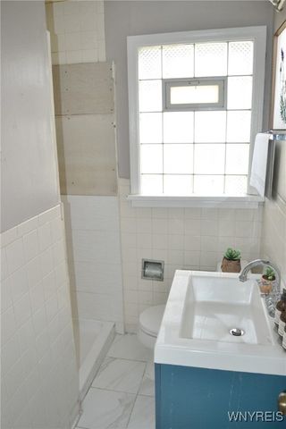 57 East End Avenue, Cheektowaga, NY 14225