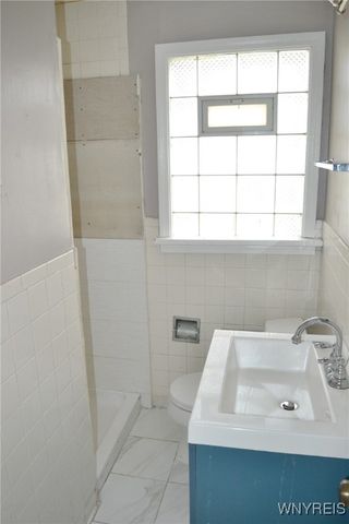 57 East End Avenue, Cheektowaga, NY 14225