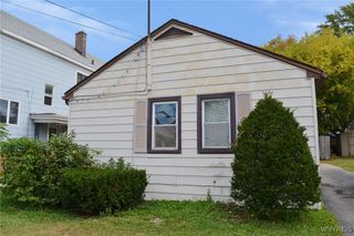 57 East End Avenue, Cheektowaga, NY 14225