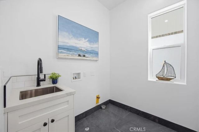 617 N Irena Avenue A, Redondo Beach, CA 90277