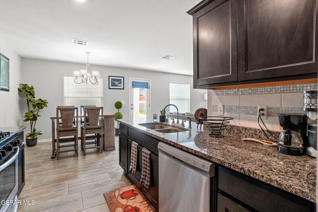 801 HC GILLBERT MINJARES Drive B, El Paso, TX 79927