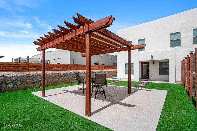 801 HC GILLBERT MINJARES Drive B, El Paso, TX 79927