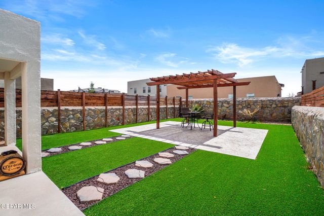 801 HC GILLBERT MINJARES Drive B, El Paso, TX 79927