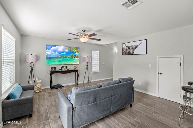 801 HC GILLBERT MINJARES Drive B, El Paso, TX 79927