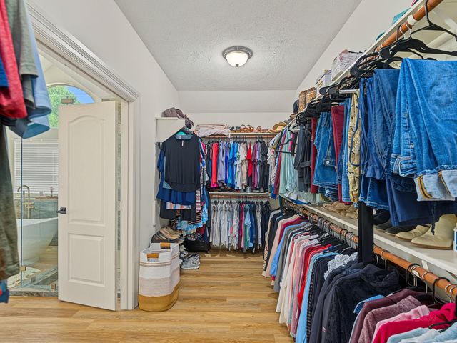 4002 Wentworth Drive, Fulshear, TX 77441