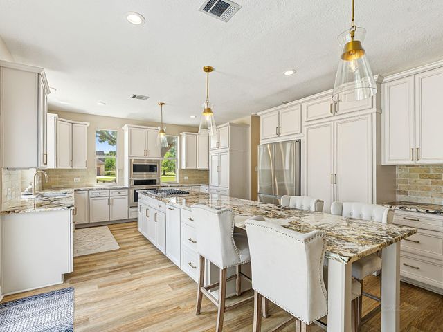 4002 Wentworth Drive, Fulshear, TX 77441