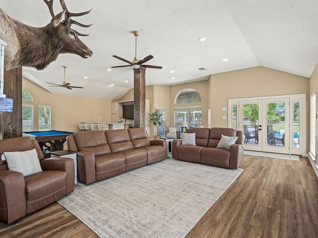 4002 Wentworth Drive, Fulshear, TX 77441