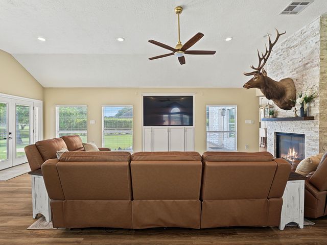 4002 Wentworth Drive, Fulshear, TX 77441