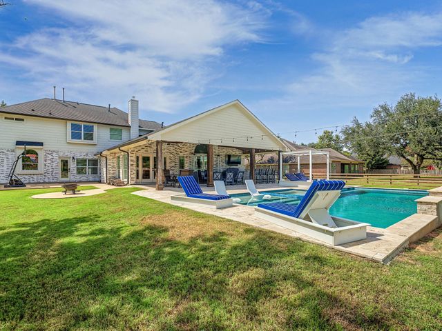 4002 Wentworth Drive, Fulshear, TX 77441