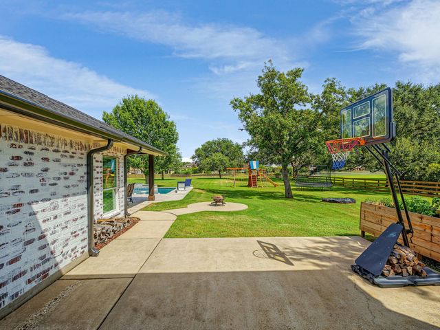 4002 Wentworth Drive, Fulshear, TX 77441