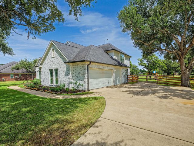 4002 Wentworth Drive, Fulshear, TX 77441