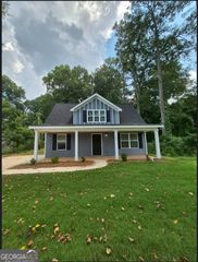 1407 S Broad Street, Monroe, GA 30655