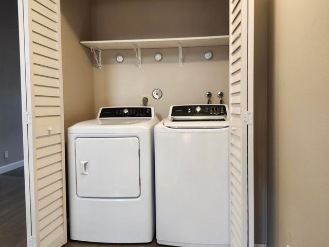 1919 Discovery Circle E, Deerfield Beach, FL 33442