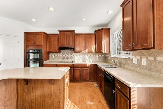 8816 Caswick Ct, Nolensville, TN 37135