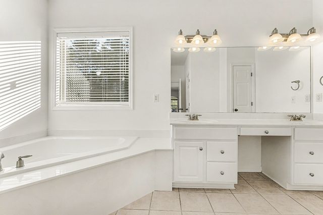 8816 Caswick Ct, Nolensville, TN 37135