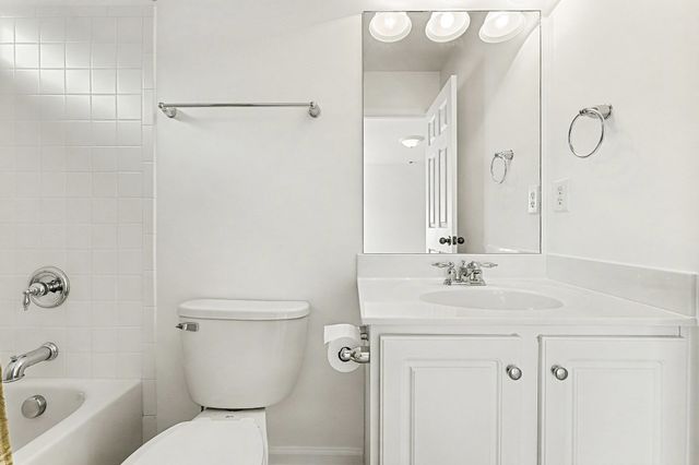 8816 Caswick Ct, Nolensville, TN 37135