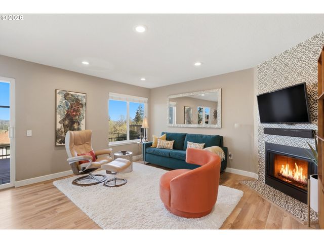 6331 White Tail Dr 56, West Linn, OR 97068