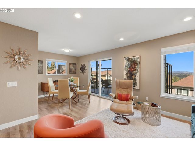 6331 White Tail Dr 56, West Linn, OR 97068