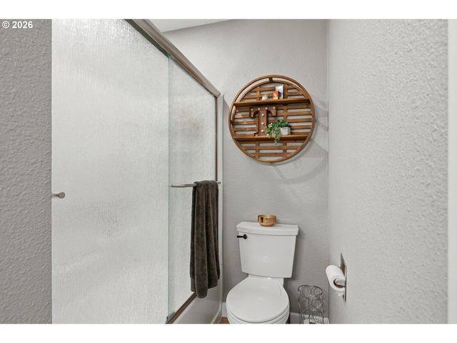 6331 White Tail Dr 56, West Linn, OR 97068