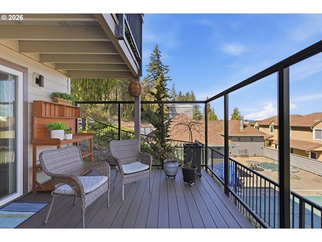 6331 White Tail Dr 56, West Linn, OR 97068