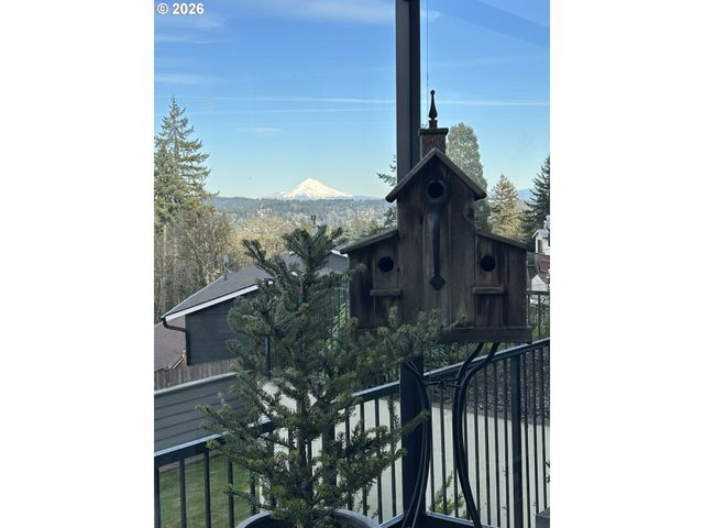 6331 White Tail Dr 56, West Linn, OR 97068