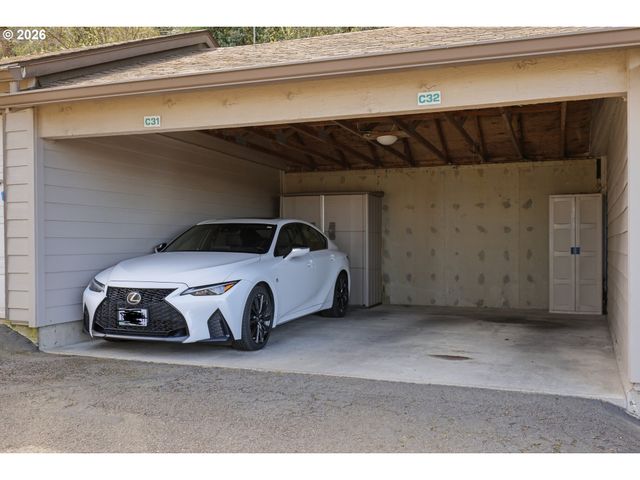 6331 White Tail Dr 56, West Linn, OR 97068