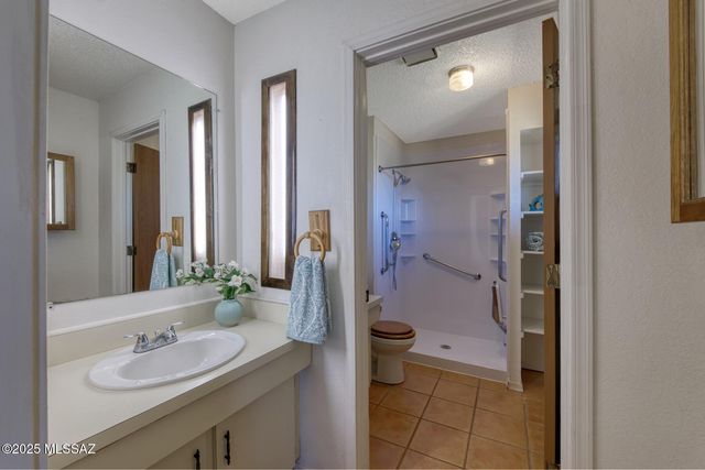 3781 E Astro Street, Hereford, AZ 85615