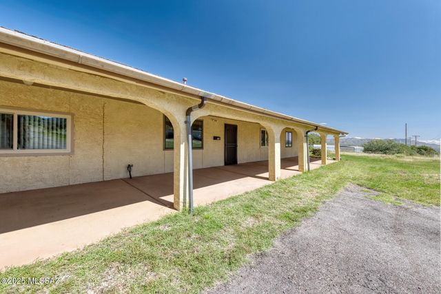 3781 E Astro Street, Hereford, AZ 85615