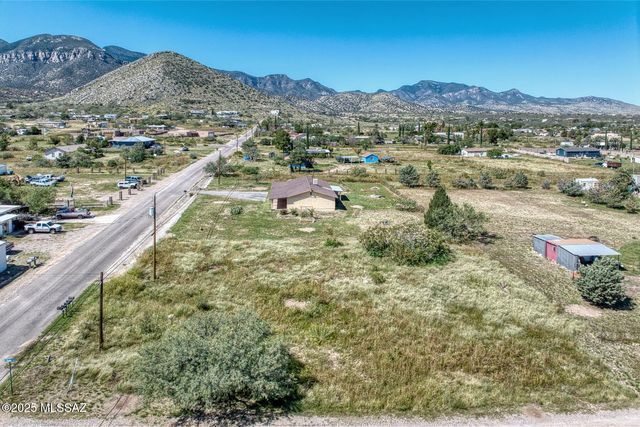 3781 E Astro Street, Hereford, AZ 85615