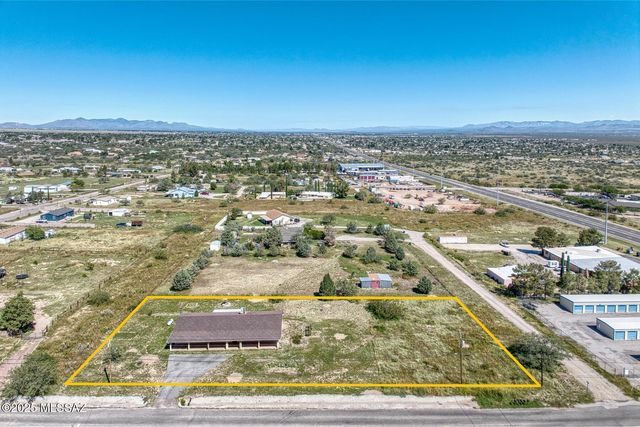 3781 E Astro Street, Hereford, AZ 85615