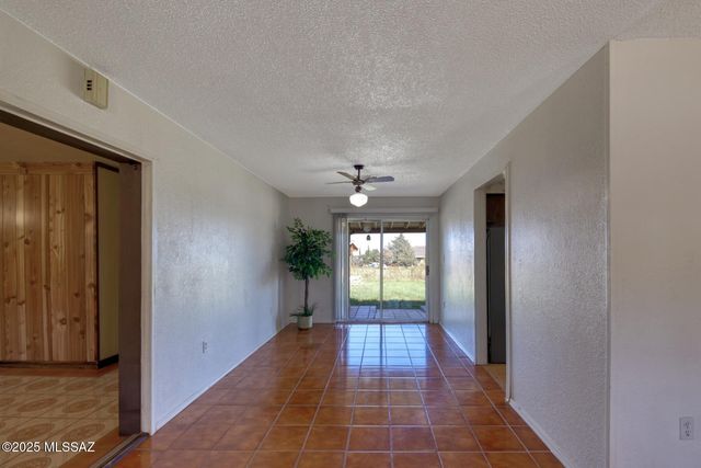 3781 E Astro Street, Hereford, AZ 85615