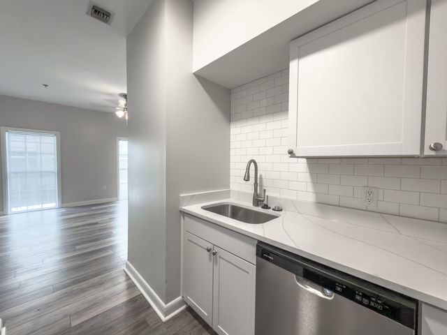 151 Calhoun Street C, Charleston, SC 29401