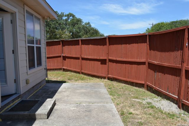 11842 GARDEN GATE, San Antonio, TX 78213