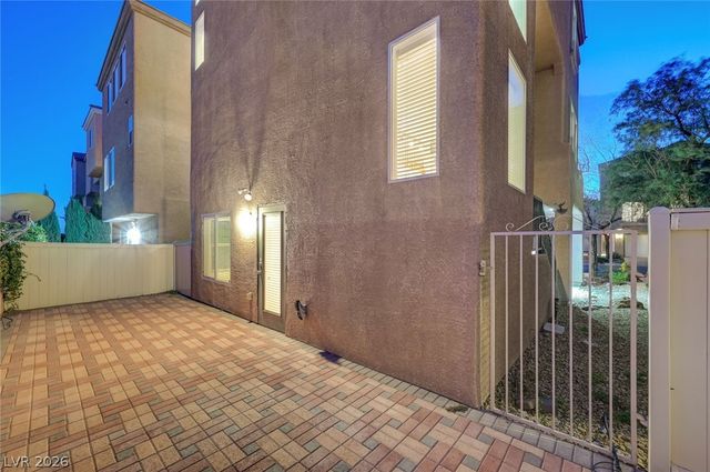 6622 Colorado Spruce Street, Las Vegas, NV 89149