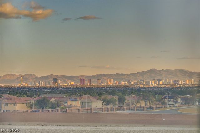 6622 Colorado Spruce Street, Las Vegas, NV 89149