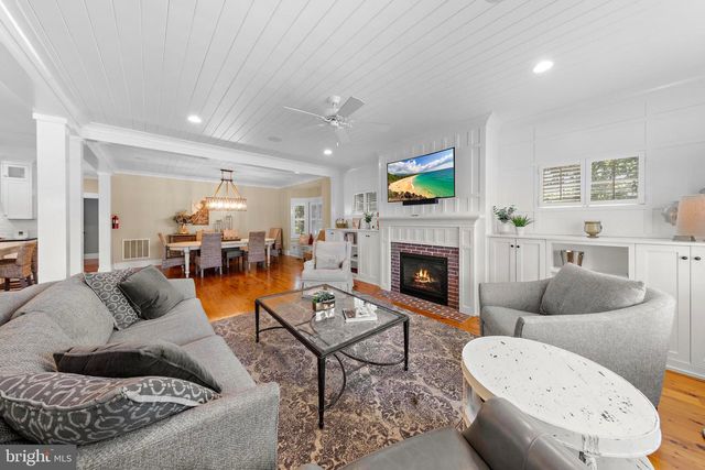 217 FAIRVIEW AVENUE, Beach Haven, NJ 08008