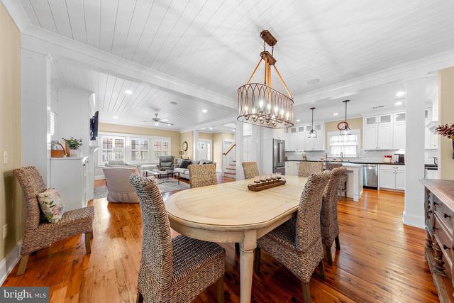 217 FAIRVIEW AVENUE, Beach Haven, NJ 08008