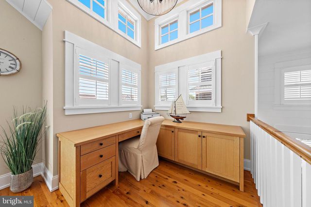 217 FAIRVIEW AVENUE, Beach Haven, NJ 08008