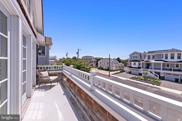 217 FAIRVIEW AVENUE, Beach Haven, NJ 08008