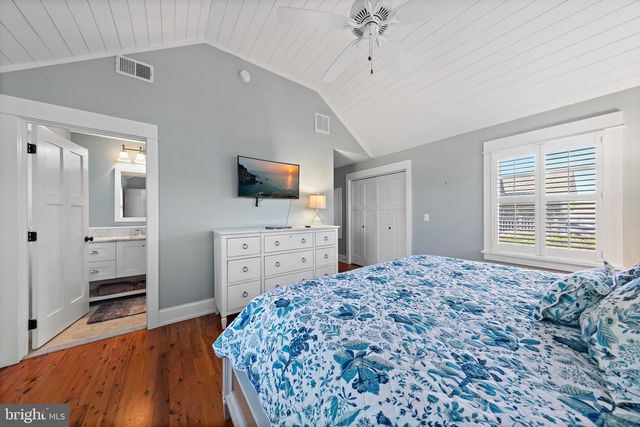 217 FAIRVIEW AVENUE, Beach Haven, NJ 08008