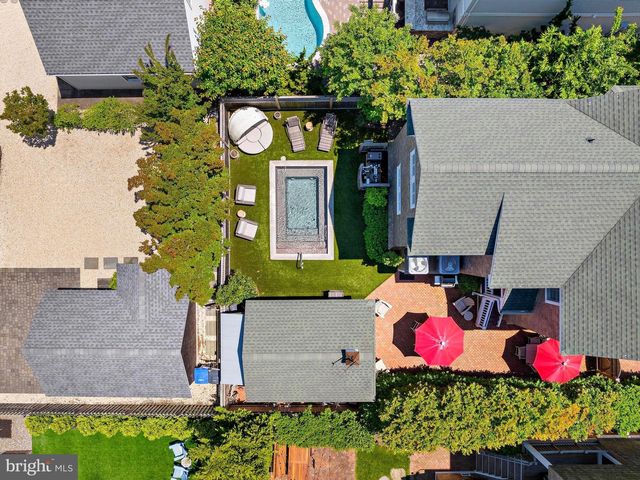 217 FAIRVIEW AVENUE, Beach Haven, NJ 08008