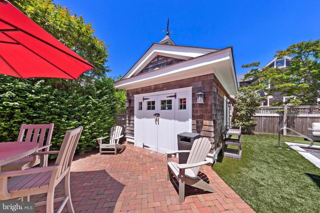 217 FAIRVIEW AVENUE, Beach Haven, NJ 08008