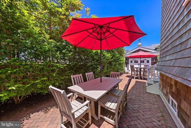 217 FAIRVIEW AVENUE, Beach Haven, NJ 08008