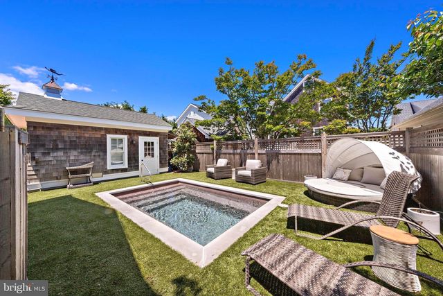 217 FAIRVIEW AVENUE, Beach Haven, NJ 08008