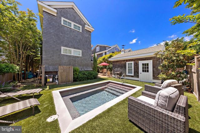 217 FAIRVIEW AVENUE, Beach Haven, NJ 08008