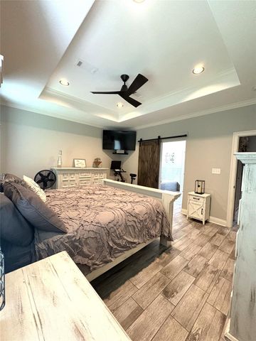 3202 Montclair, Orange, TX 77632